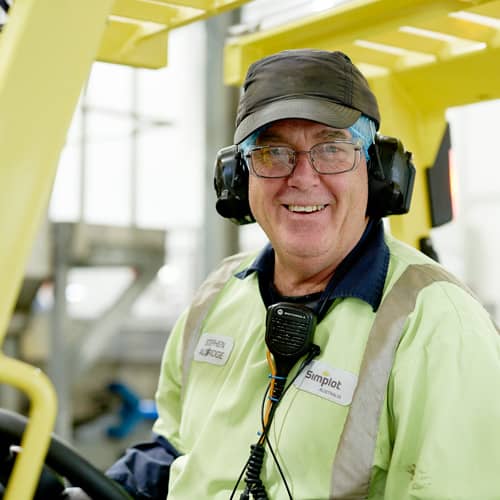 Square_500x500_ManInForklift_YellowShirt-original Simplot.com